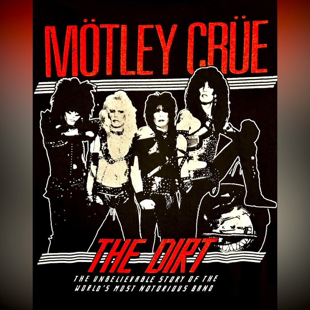 MOTLEY CRUE The Dirt tee